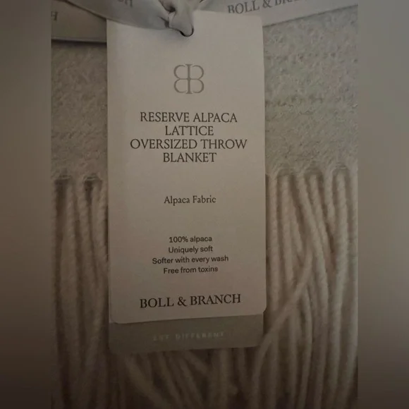 NWT Boll & Branch 100% Alpaca Oversized Throw, 60”x80”, Neutral Color! - Picture 2 of 4
